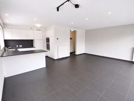 appartement te huur in evergem met 2 slaapkamers