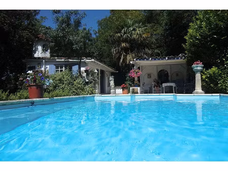 location maison 8 pièces 400 m² à villepinte (11150)