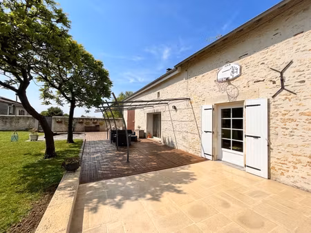 achat maison 8 pièces 148m²