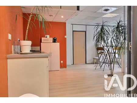 vente commerce 63 m² aix-en-provence (13100)