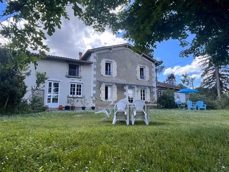 vente maison 5 pièces 140 m² à mussidan (24400)  187 000 €