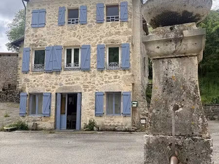 vente maison 4 pièces 93 m² à bouvante (26190)  174 000 €