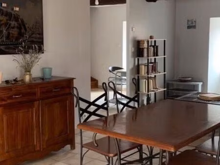 maison authentique entièrement rénové avec grand garage