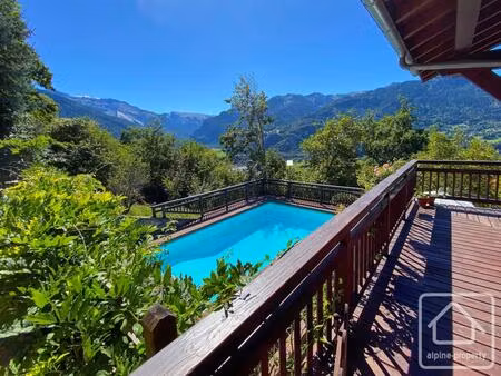 chalet exceptionnel de 7 chambres et 7 salles de bain  situé sur le versant sud  à seuleme