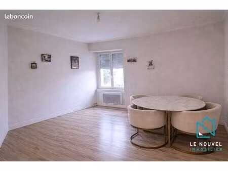 immeuble 11 pièces 206 m²