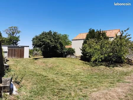 terrain a construit dans neuville