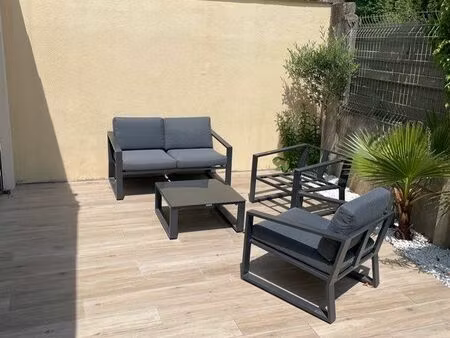 magnifique mini maison t2  autonome  30m2  avec terrasse et parking. 3’ gare ermont eaubon