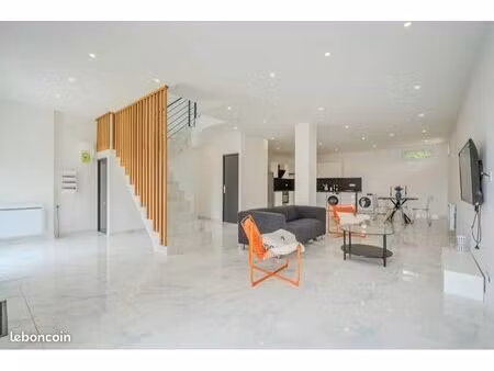 maison haut de gamme 4 chambres