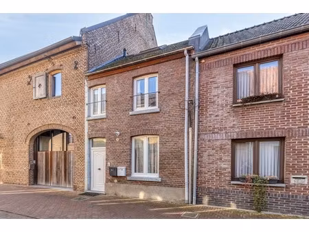 huis te koop in maaseik met 2 slaapkamers