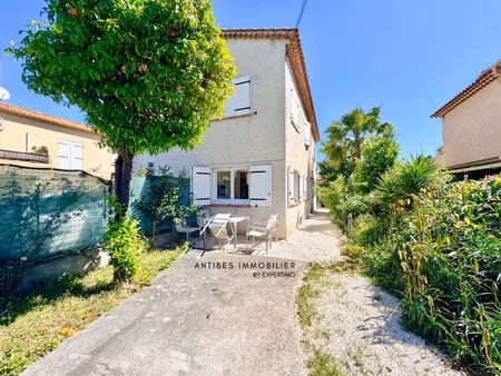 bas de villa antibes saint jean 150 m2 de jardin