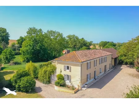 vente maison 5 pièces 165 m² à saint-puy (32310)  241 960 €