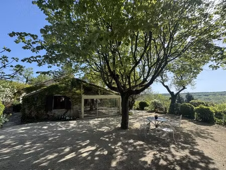 mas à vendre drome provençale  très belle vue  au calme  proche des commodités  piscine  m