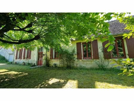 vente maison 8 pièces  177.00m²  noyers