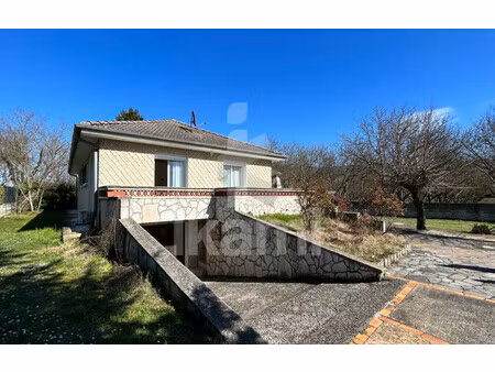 maison de 145 m² à st marcellin - 270 000 €