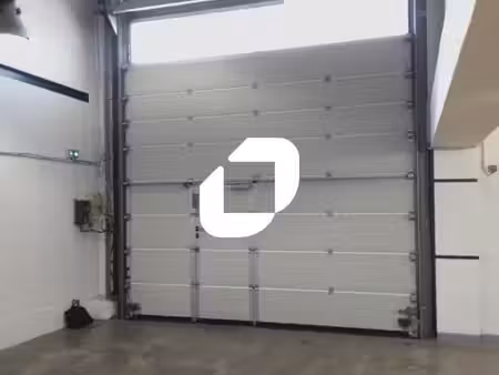 vente local d’activités ivry-sur-seine 94200 405m² à 1026m²