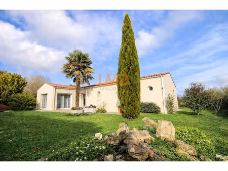 vente maison 6 pièces 144 m² à plassay (17250)  343 000 €