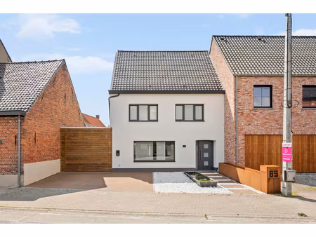 huis te koop in hooglede met 4 slaapkamers