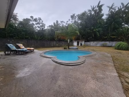 a louer maison t3 avec piscine – les rives de soula – macouria