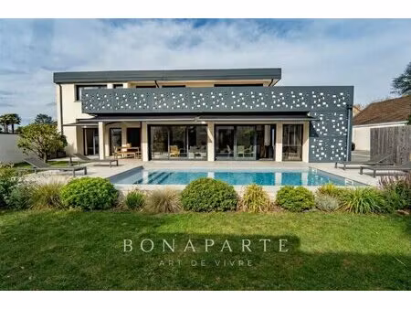haut d'idron - villa contemporaine - prestations haut de gamme