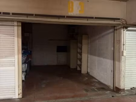 garage à vendre à forest (vbe22424)