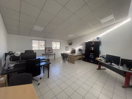 achat local professionnel 35m² nimes 30900