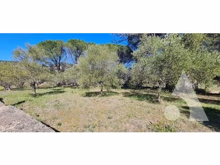 terrain à vendre sur la commune de salernes - 952m²