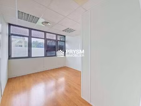 location bureaux et commerces à saint-grégoire (35760) : à louer / 15m² saint-grégoire