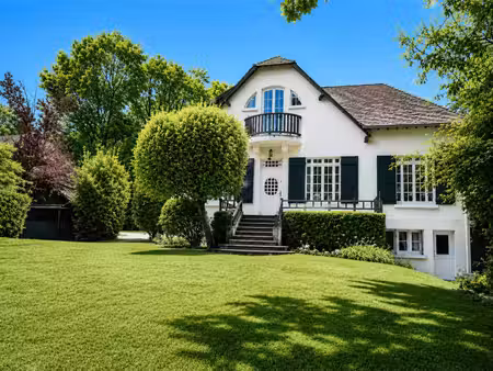maison de luxe à louer à bougival