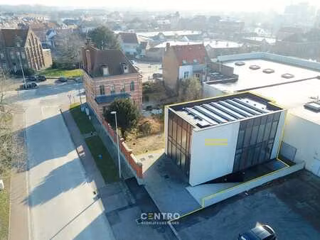instapklaar en bemeubelde kantoorgebouw (2x 150m² op gvl ...