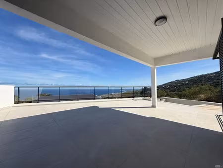 vente maison 4 pièces 110 m² à la chaloupe (97416)  755 000 €