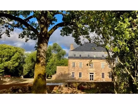 vente manoir 18 pièces 480 m² à figeac (46100)  880 000 €