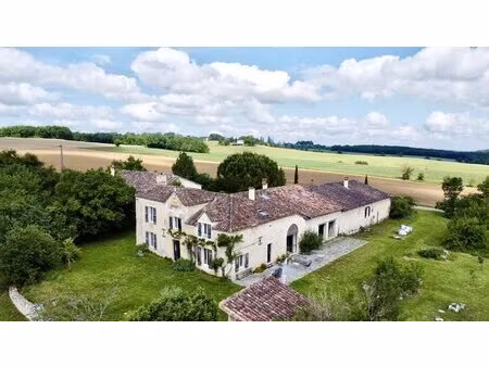 propriété de charme avec gîte dans un environnement privilégié
