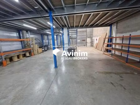 location entrepôt emerainville 77184 374m²