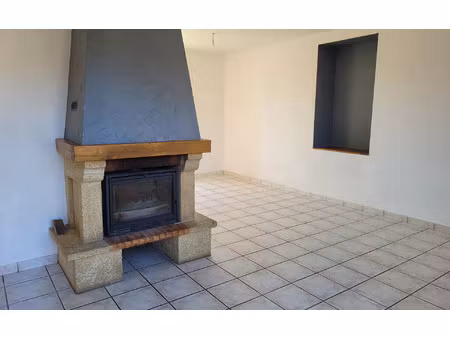 location maison  88.36 m² t-5 à saint-sébastien  487 €