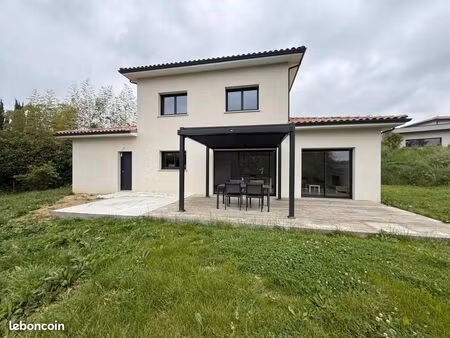 maison 5 pièces 130 m²