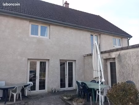 ferme 7 pièces 236 m²
