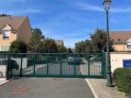 parking extérieur