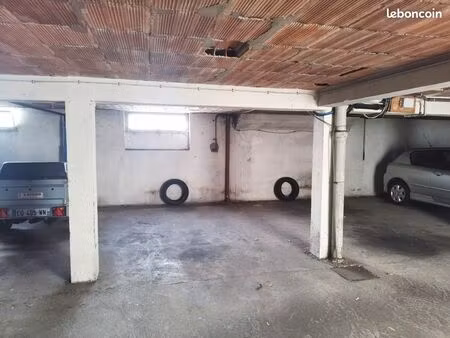 parking couvert + cave spacieuse (beauséjour)