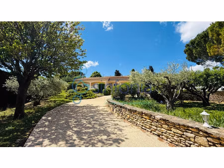 maison de luxe à vendre à sernhac