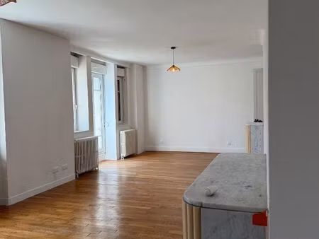 appartement 5 pièces 100 m²