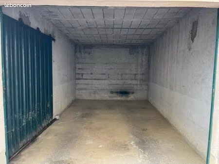 garage à louer près de pau