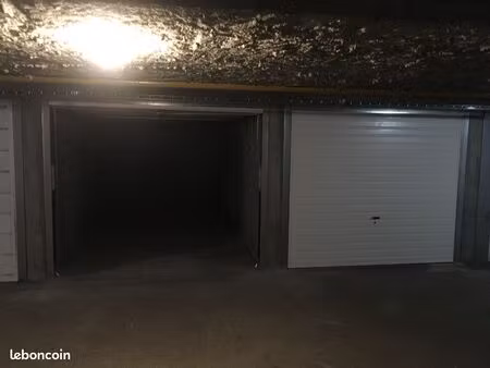 location garage quai gillet