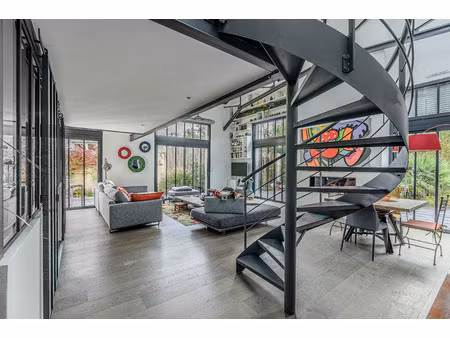 maison de luxe à vendre dans le quartier houssais