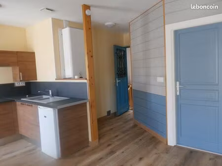 loue appartement 25m2 auch