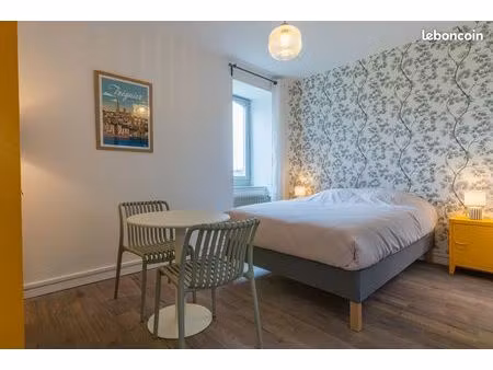 studio meublé de 15m2  rénové à neuf