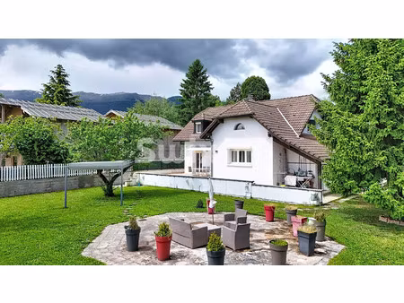 maison de luxe à vendre à ségny