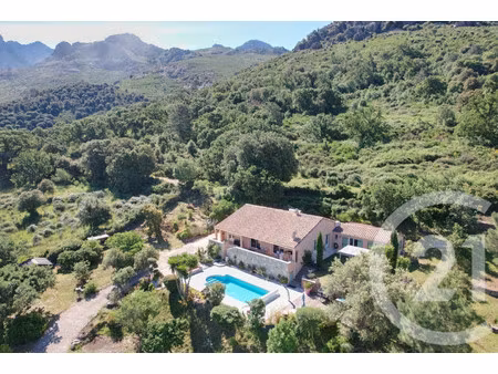 maison de luxe à vendre à calenzana