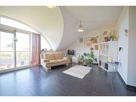 appartement à louer à rue de l'abbaye 49 jehay-bodegnée (vbe22536)