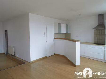 a louer à cognac - proximité du centre-ville - appartement 2