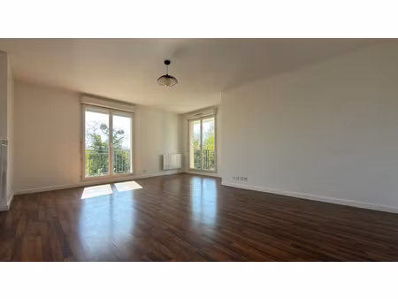 appartement familiale avec 3 chambres  vue boisée